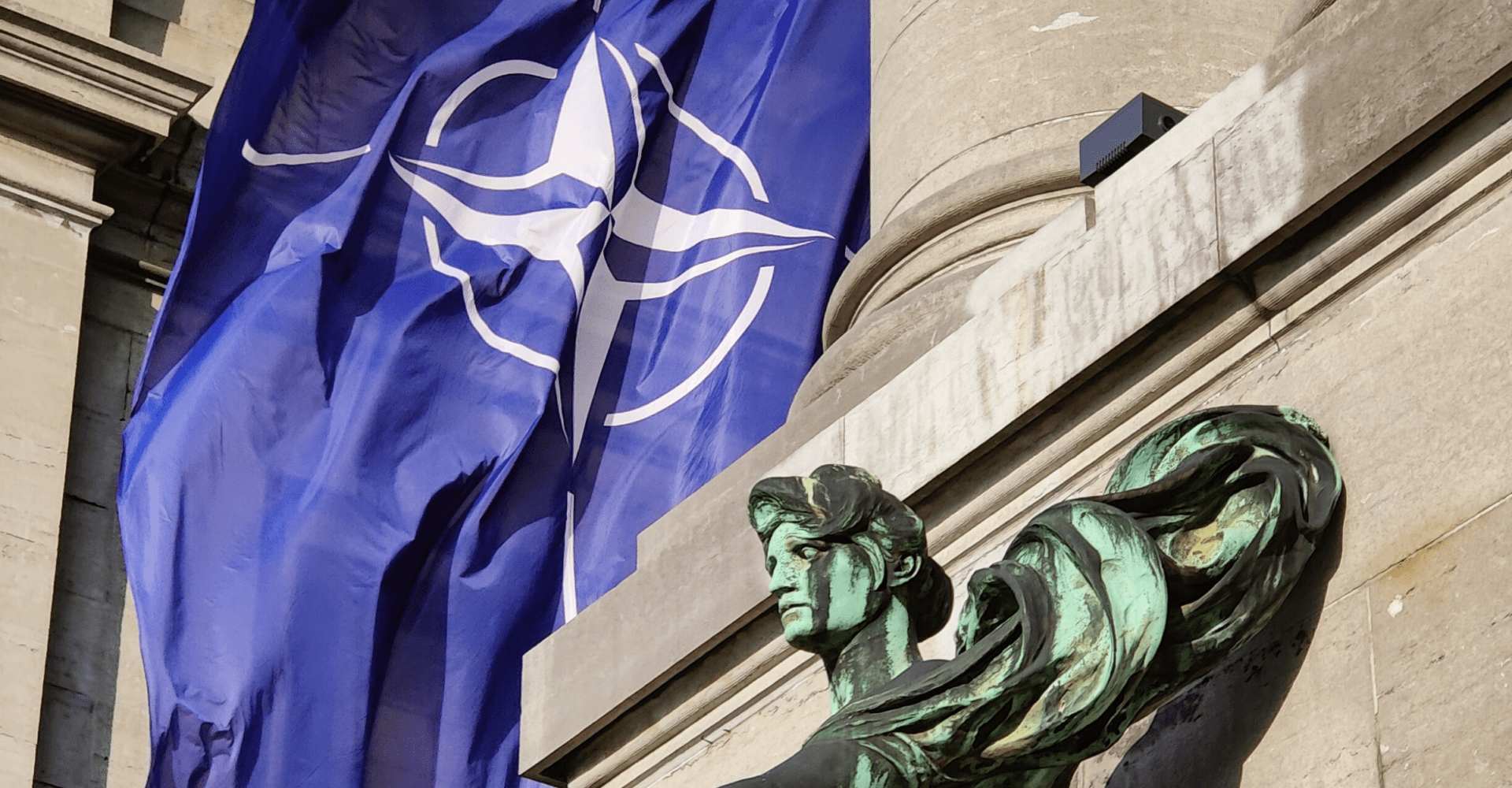 NATO prowokuje Rosję, a szczepienia powodują udary? Fałsz!