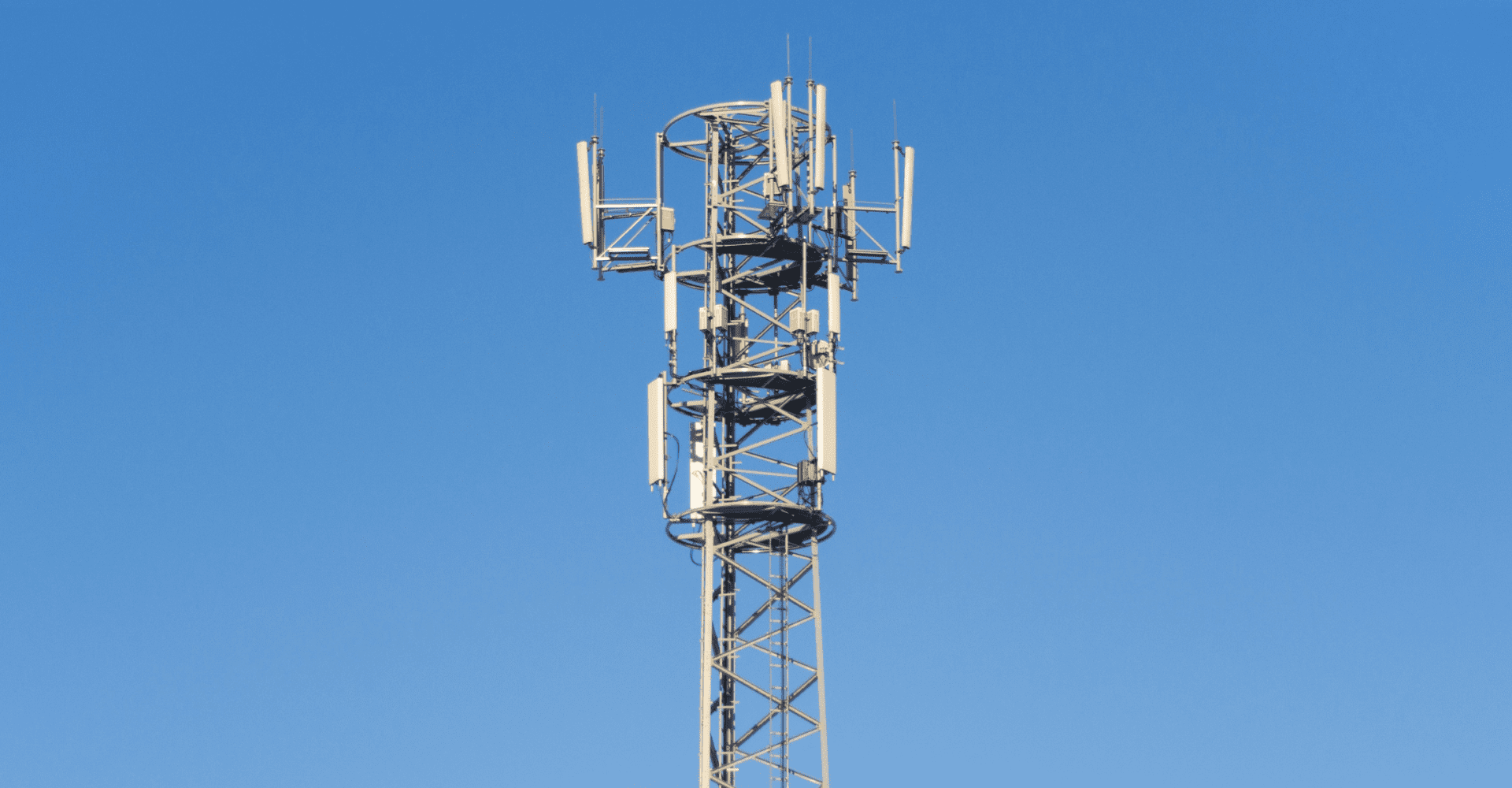 Antena telekomunikacyjna