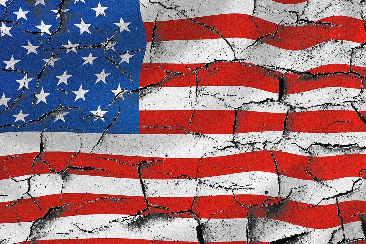 Popękana flaga USA
