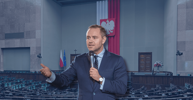 Na grafice widać prezydenta Karola Nawrockiego na tle sali sejmowej.