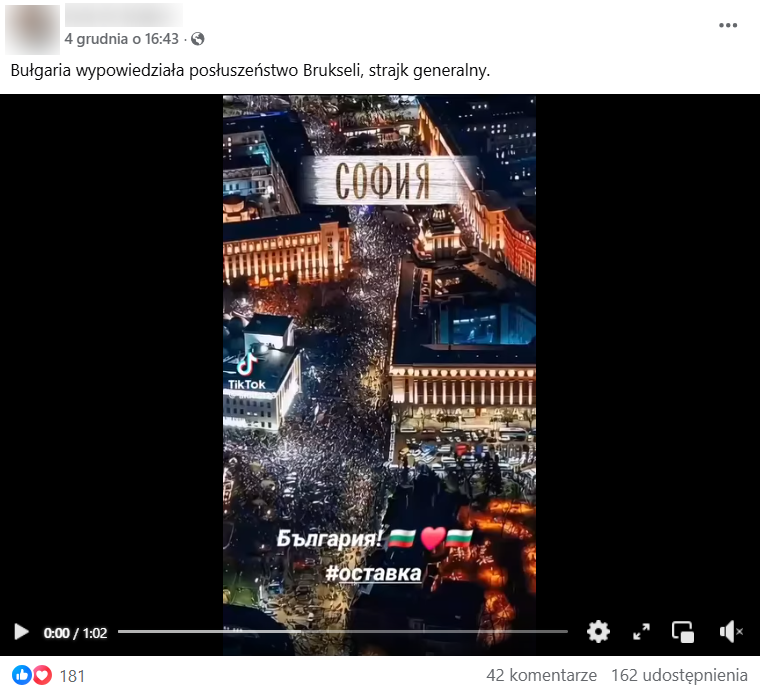 Zrzut ekranu z platformy Facebook, gdzie pojawia się protestujący tłum w Sofii oraz zapisy cyrylicą. 