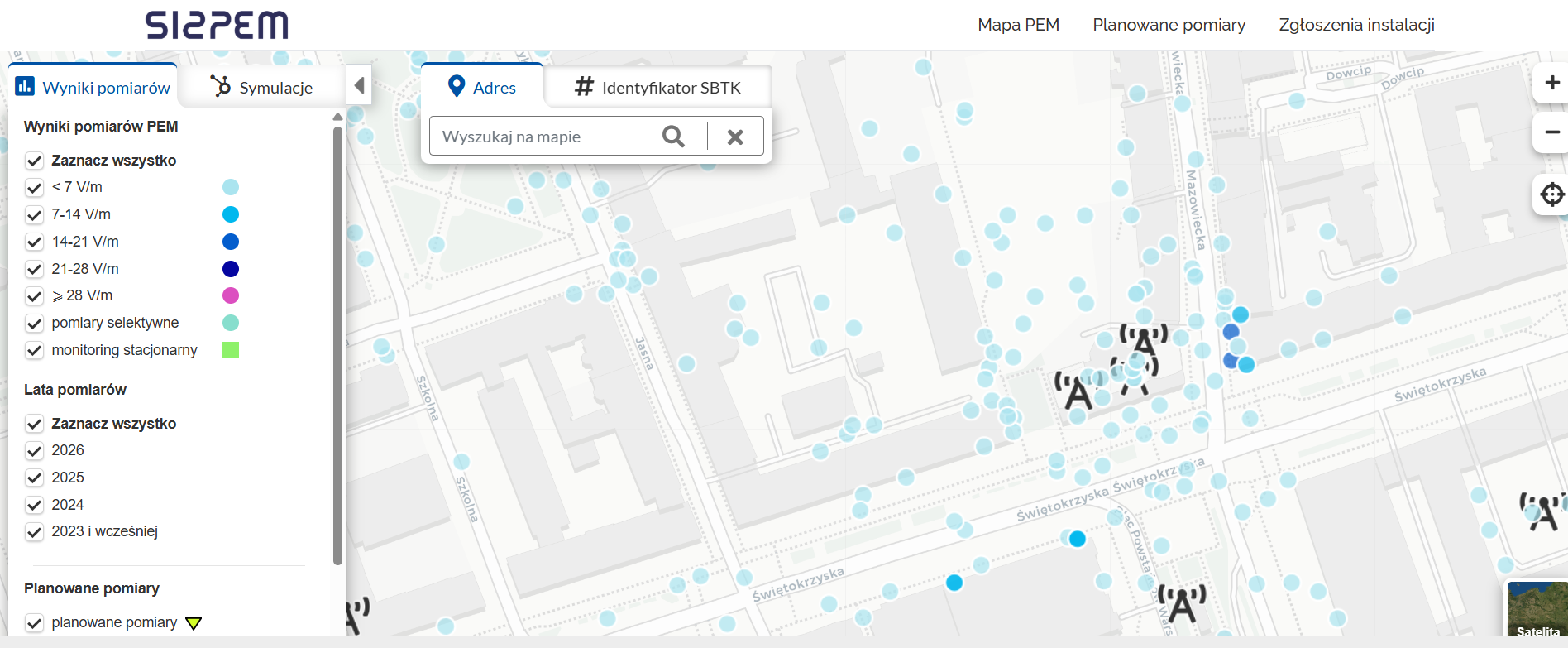 Mapa pomiarów w okolicy Naczelnego Sądu Administracyjnego. Wynik poniżej 7 V/M mieszczą się w ustawowej normie