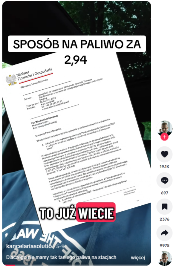 Zrzut ekranu przedstawia kadr z nagrania na TikToku. Widoczna jest na nim odpowiedź na zapytanie.