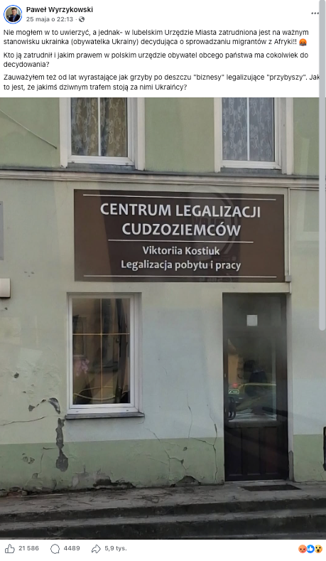 Wpis na Facebooku, na którym widzimy budynek z tabliczką informującą o Centrum Legalizacji Cudzoziemców. W treści wpisu wspomna się Wiktorię Herun, która decyduje o sprowadzaniu migrantów 